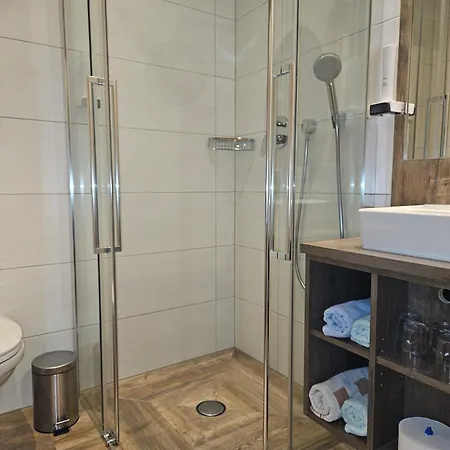 Gæstehus - Restaurant Loecker 3*