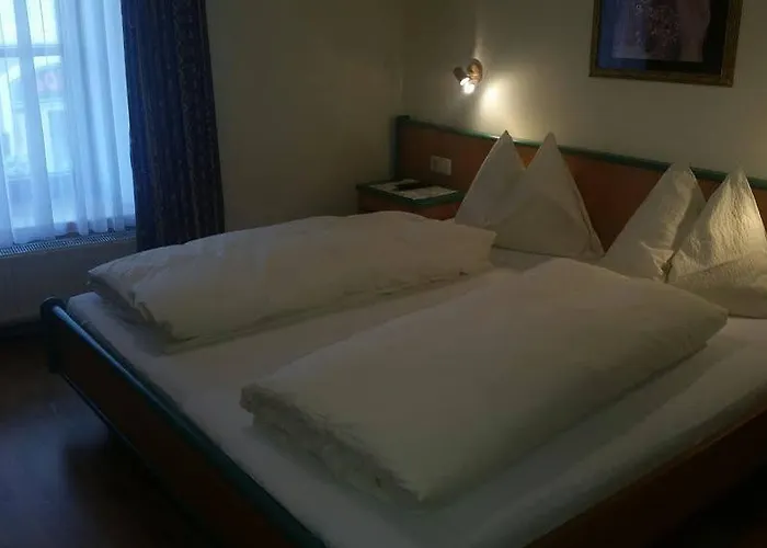 - Restaurant Loecker 3*